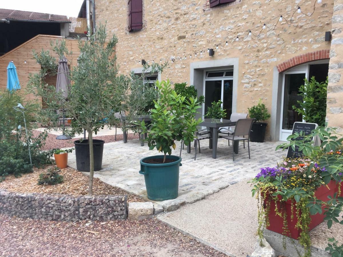Hotel Au Foudre Du Bazois Châtillon-en-Bazois Exterior foto